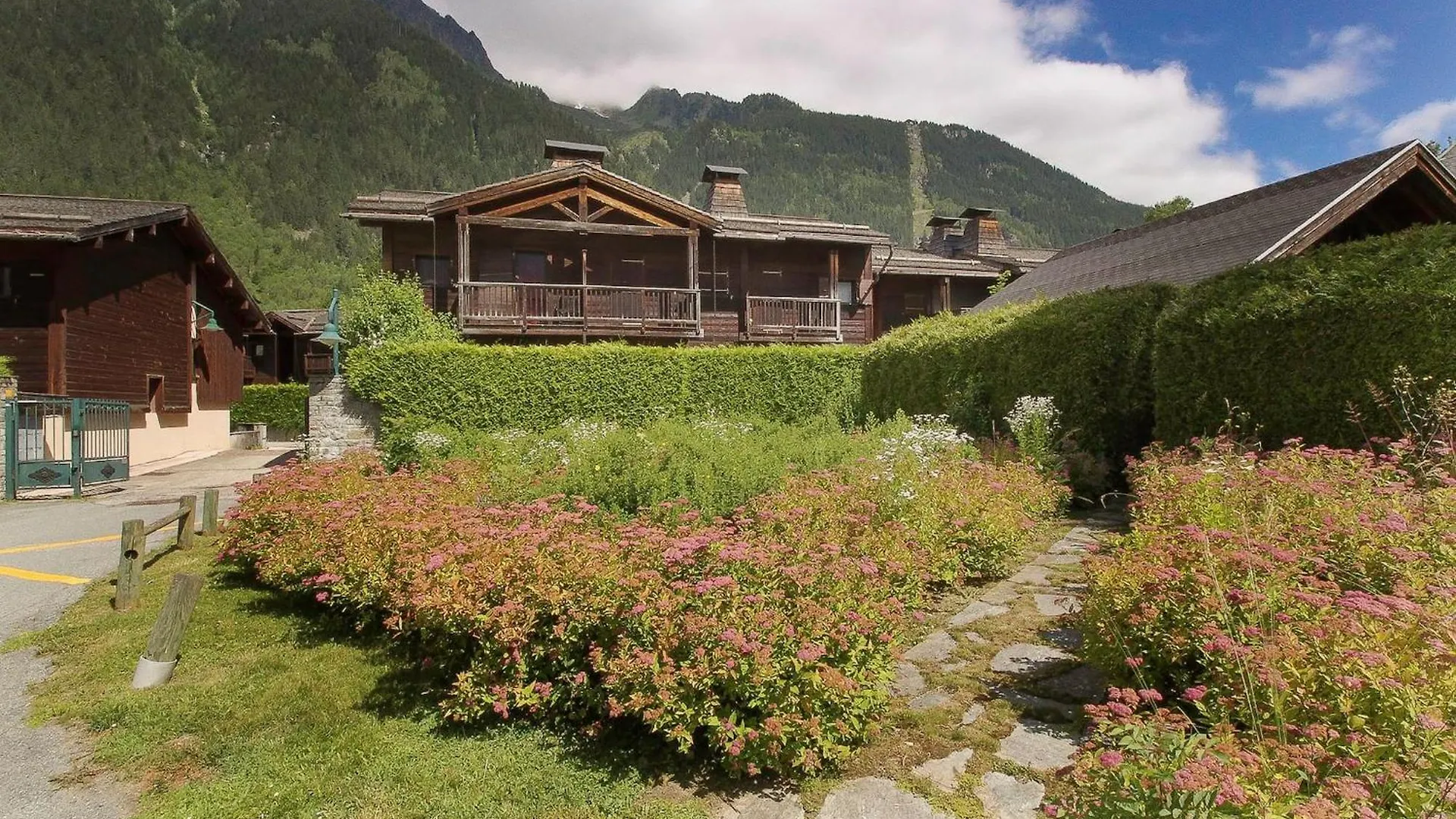 Clos Des Vorgeats 3 - Telepherique, Terrain De Folf, Randonnee Et Bus A La Porte Chamonix 0*,